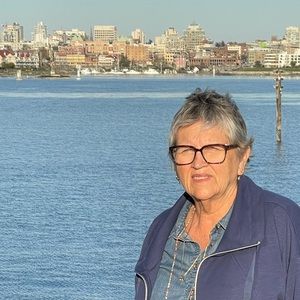 Meet your Posher, Ellen